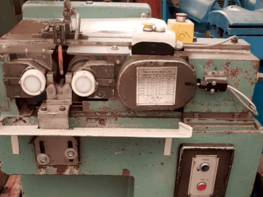 Vista frontal de la máquina Izpe RSC 100