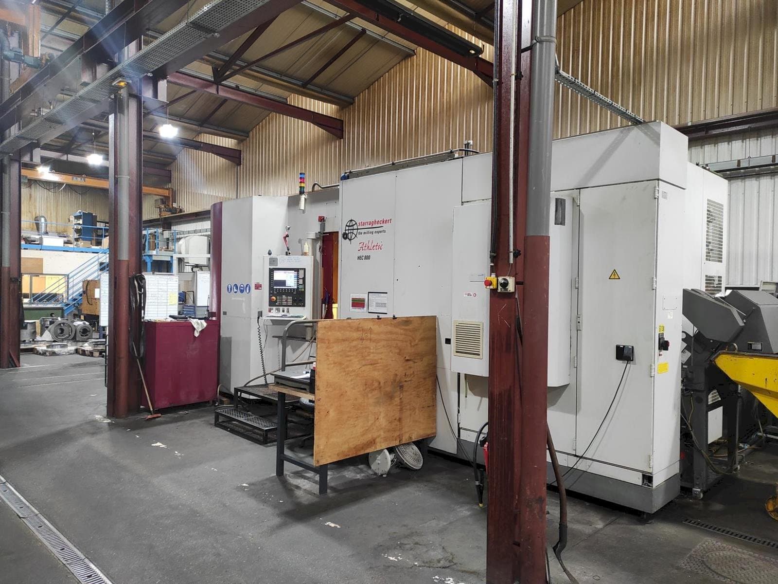 Vista frontal de la máquina Starrag HEC 800 - 5 AXES