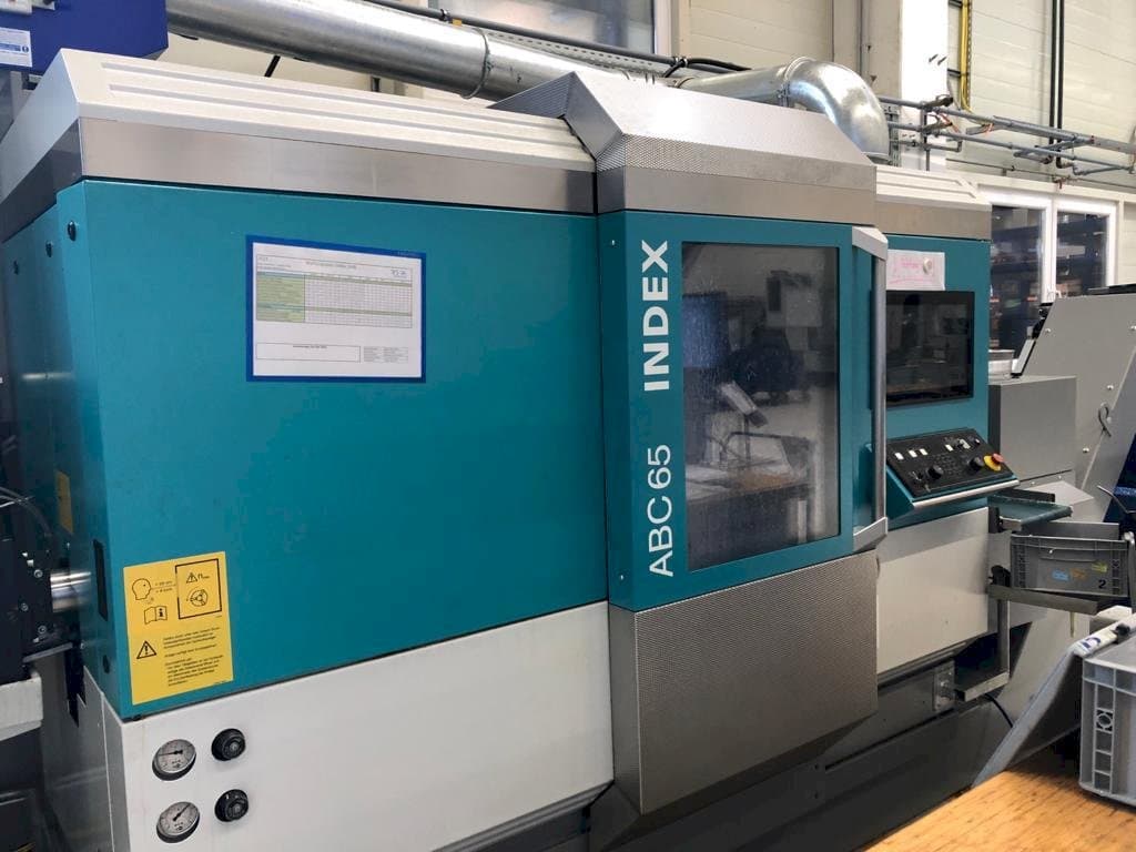 Vista frontal de la máquina Index ABC65