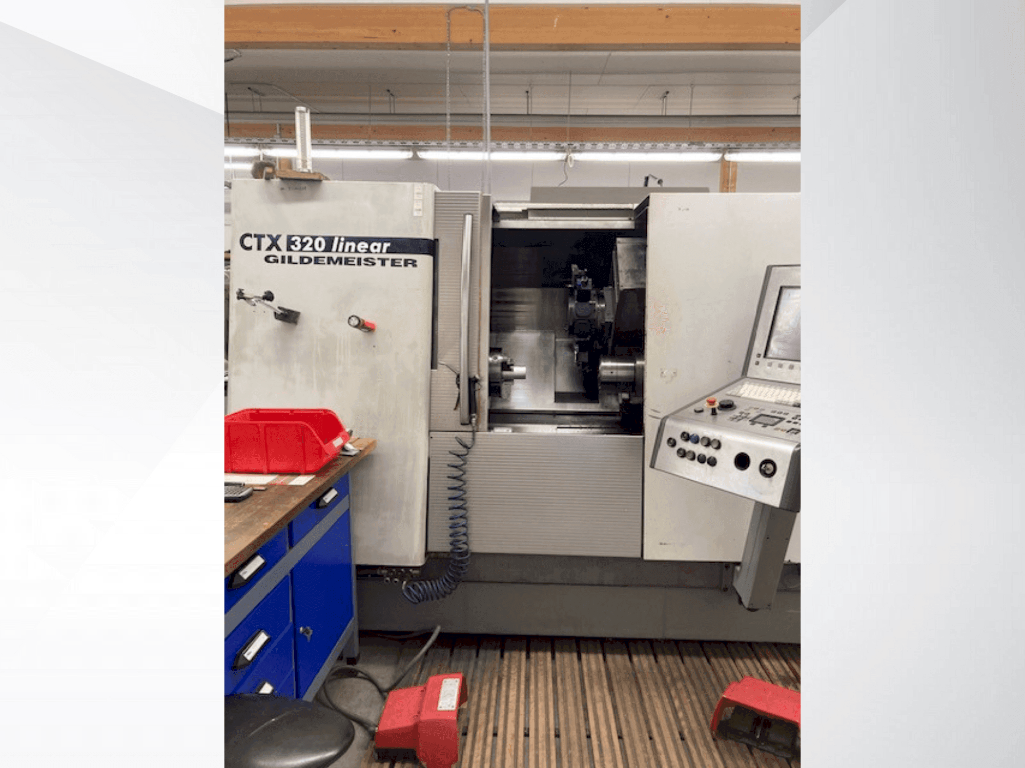 Vista frontal de la máquina Gildemeister CTX 320 linear