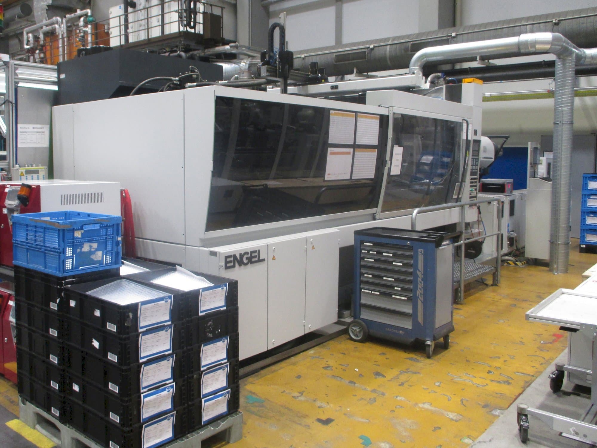 Vista frontal de la máquina ENGEL ES 3550/600 HL