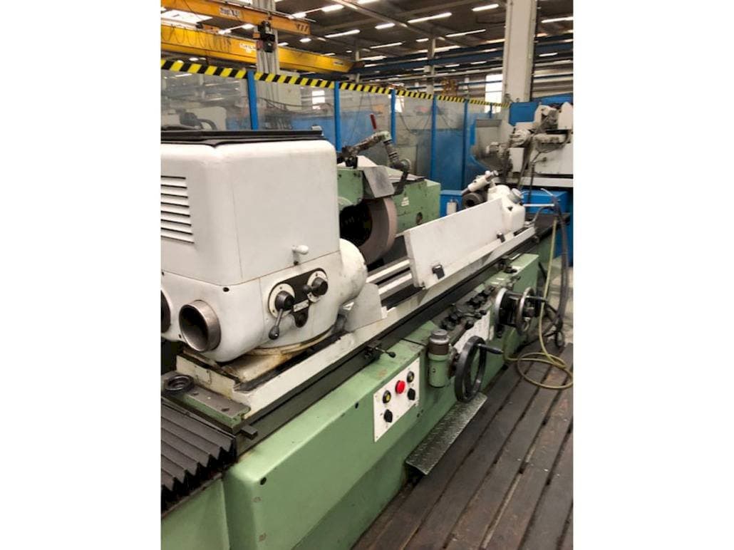 Vista frontal de la máquina ROWEIG SU 315x1500
