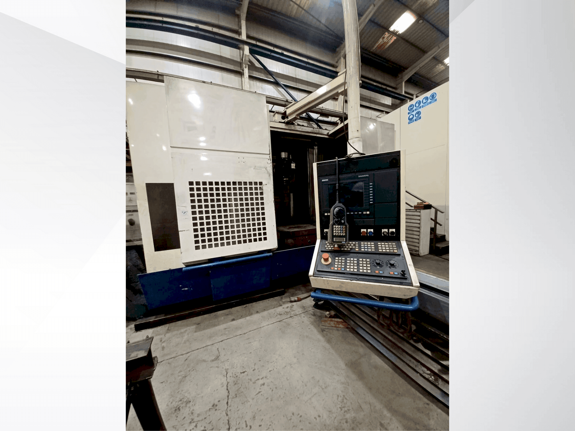 Vista frontal de la máquina Huron EX-C