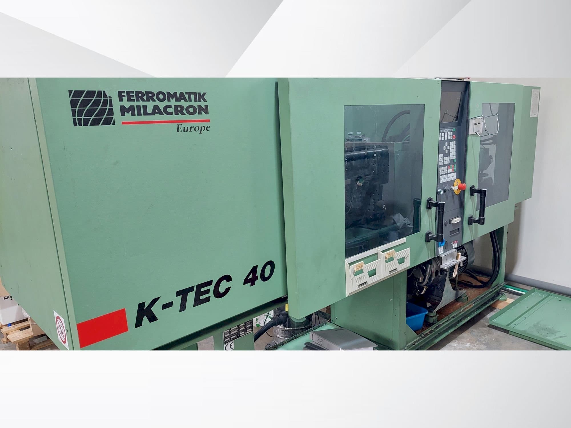 Vista frontal de la máquina FERROMATIK k-tec 40 S