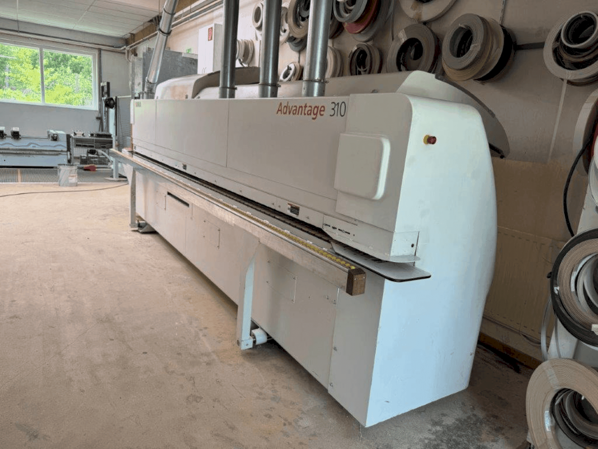 Vista frontal de la máquina IMA ADVANTAGE 310