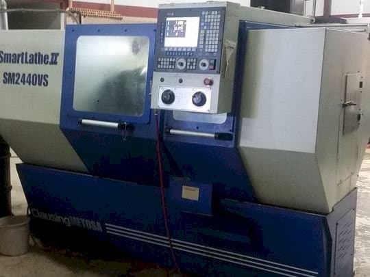 Vista frontal de la máquina Clausing METOSA Smart Lathe II SM2440VS