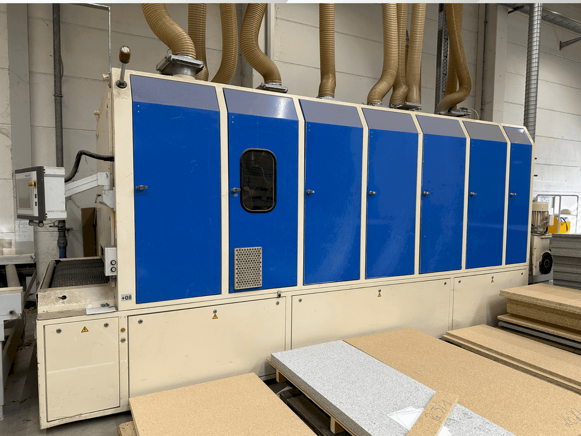 Vista frontal de la máquina HEESEMANN LSM8 / EA2