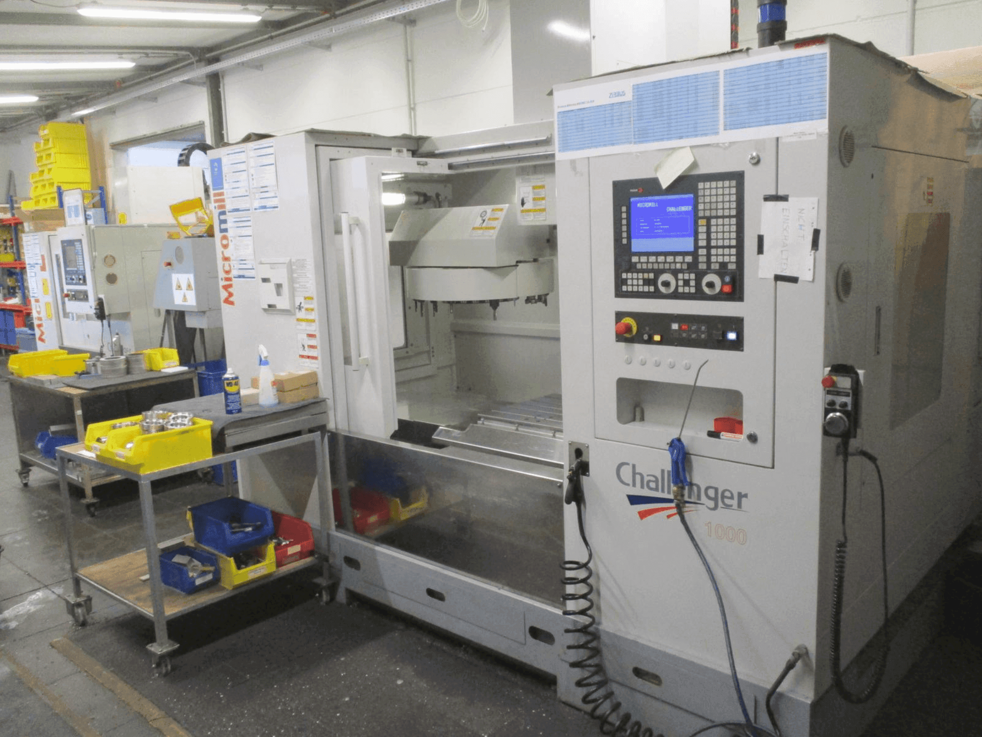 Vista frontal de la máquina BUFFALO Micromill Challenger MM-1000