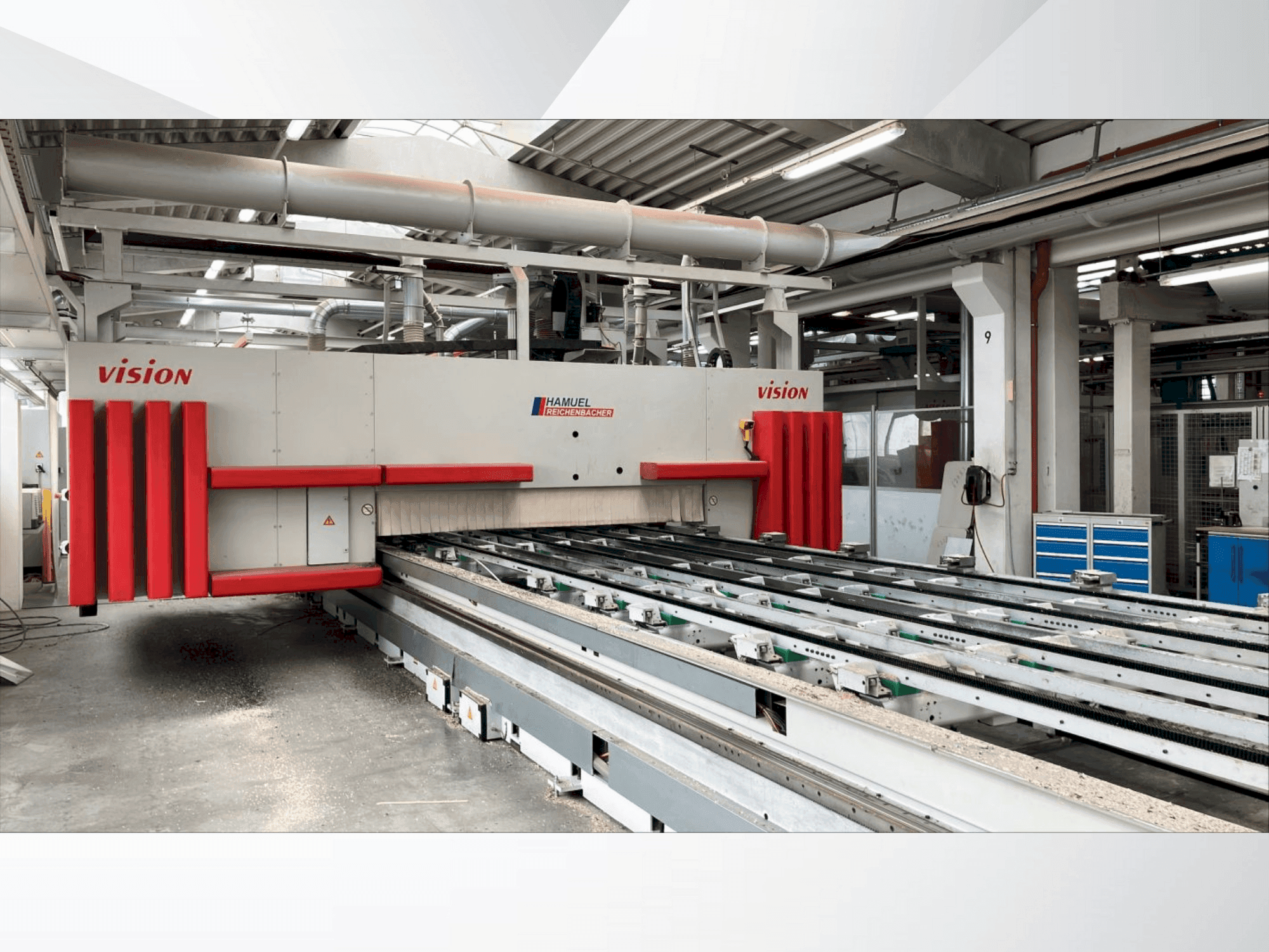 Vista frontal de la máquina Hamuel Reichenbacher VISION III-TT-L