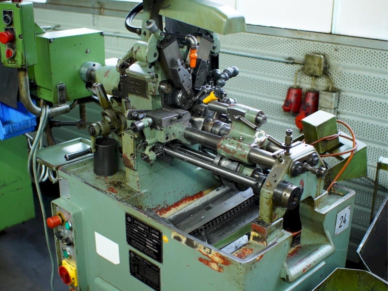 Vista frontal de la máquina LICO TA25