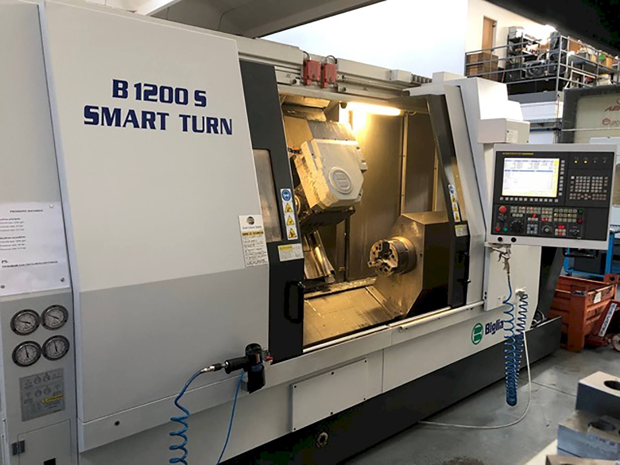 Vista frontal de la máquina Biglia Smart S