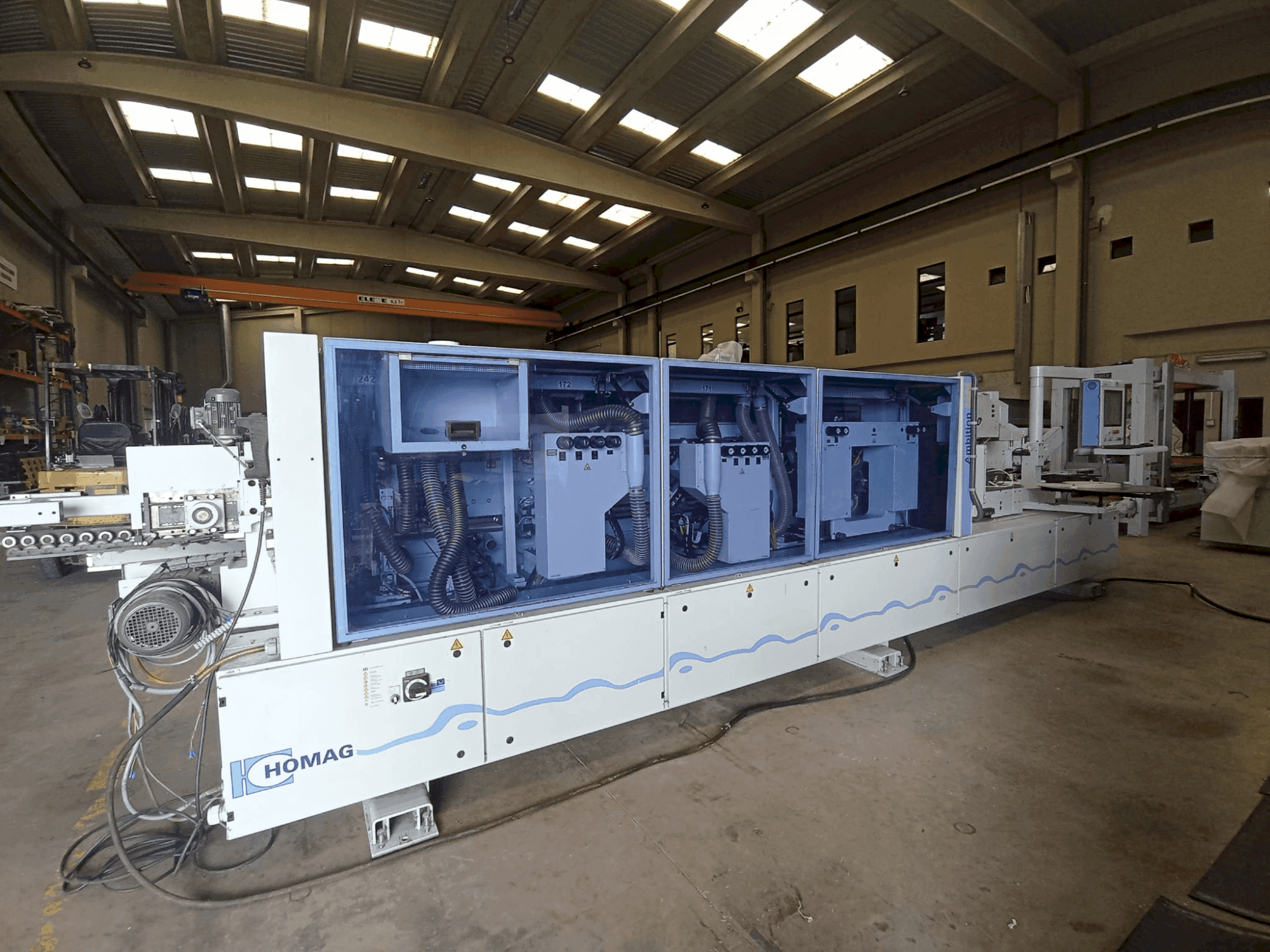 Vista frontal de la máquina HOMAG KAL 210 AMBITION 2264