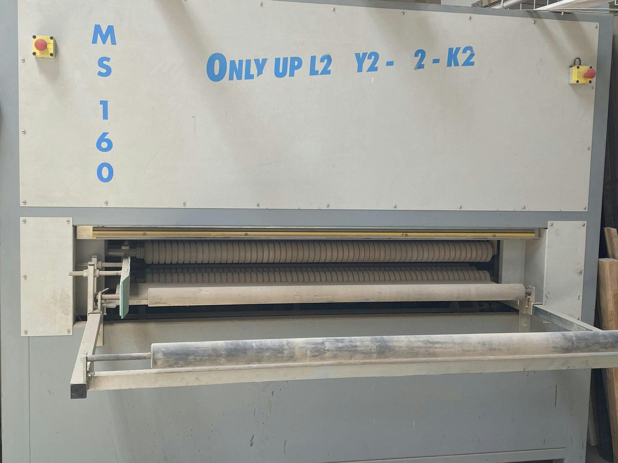 Vista frontal de la máquina MS 160 ONLY UP L2-Y1-X1-K2