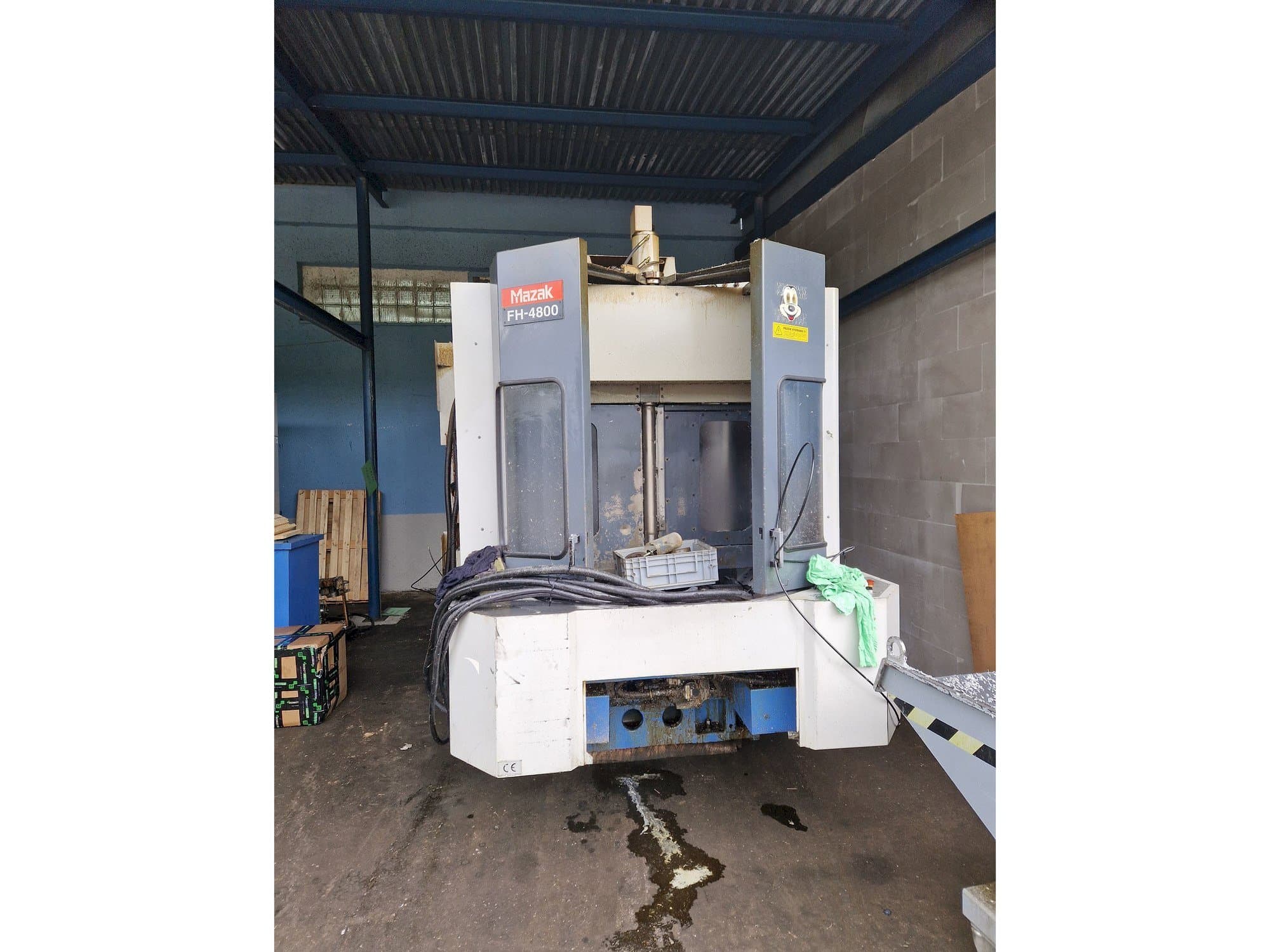 Vista frontal de la máquina Mazak FH-4800