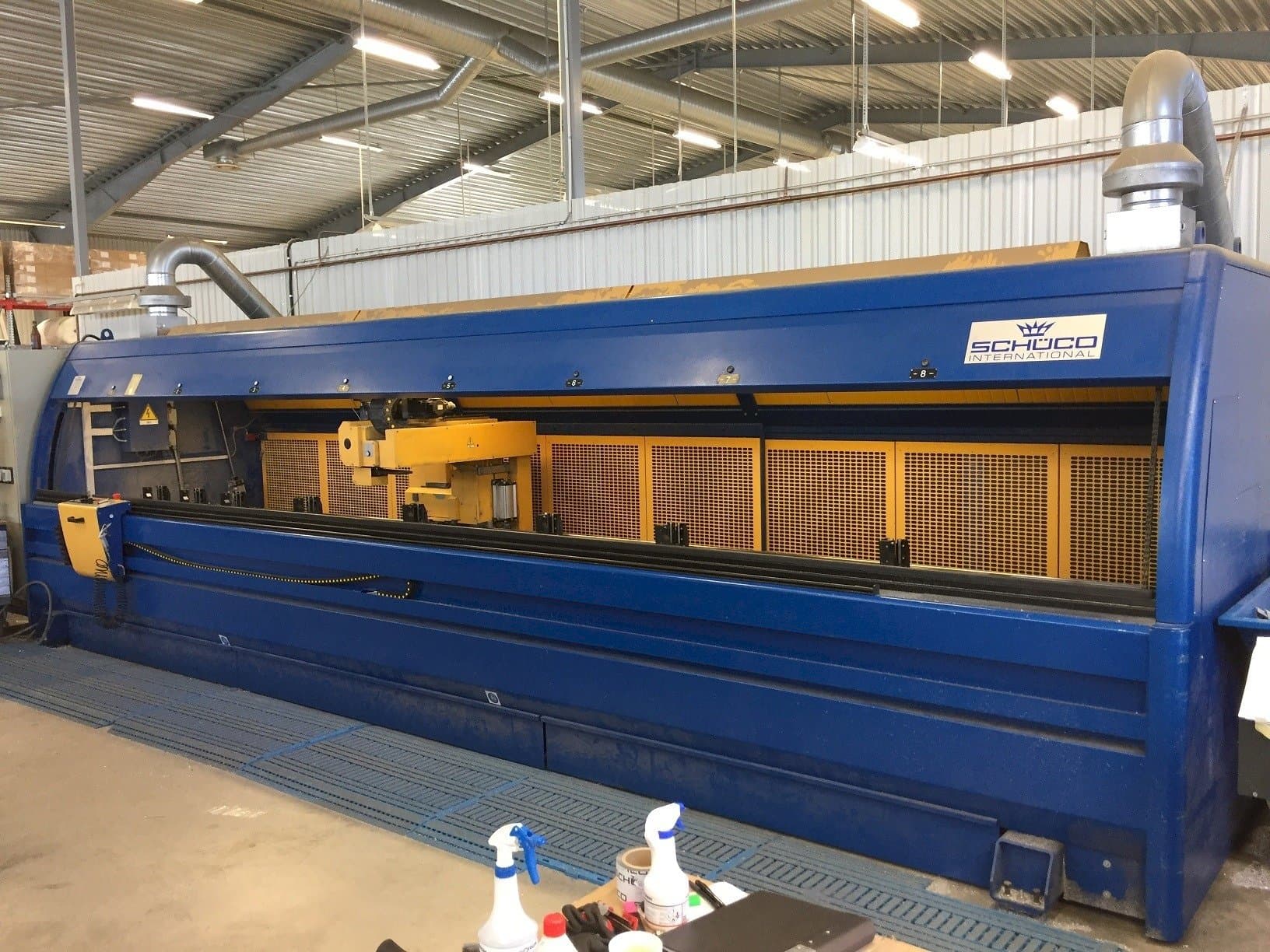 Vista frontal de la máquina Emmegi Comet