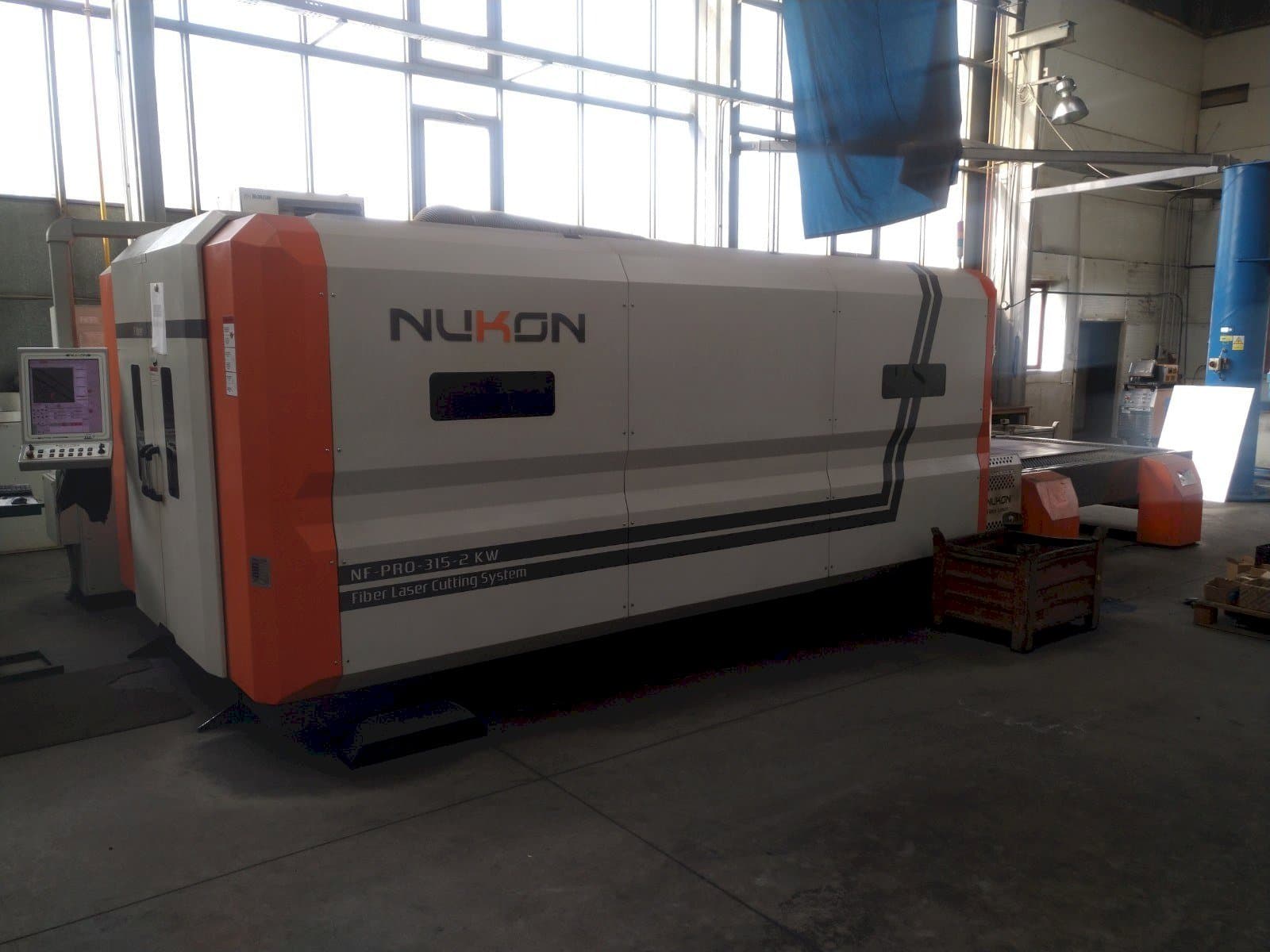 Vista frontal de la máquina NUKON NF PRO 315