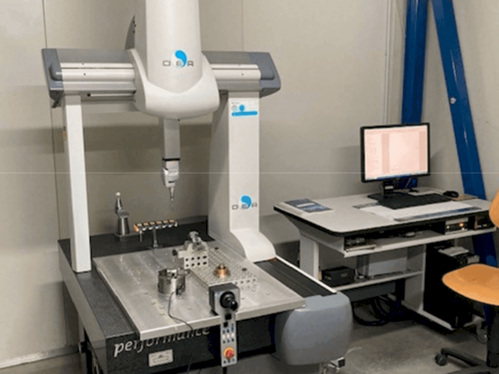 Vista frontal de la máquina DEA Global 050705 Performance