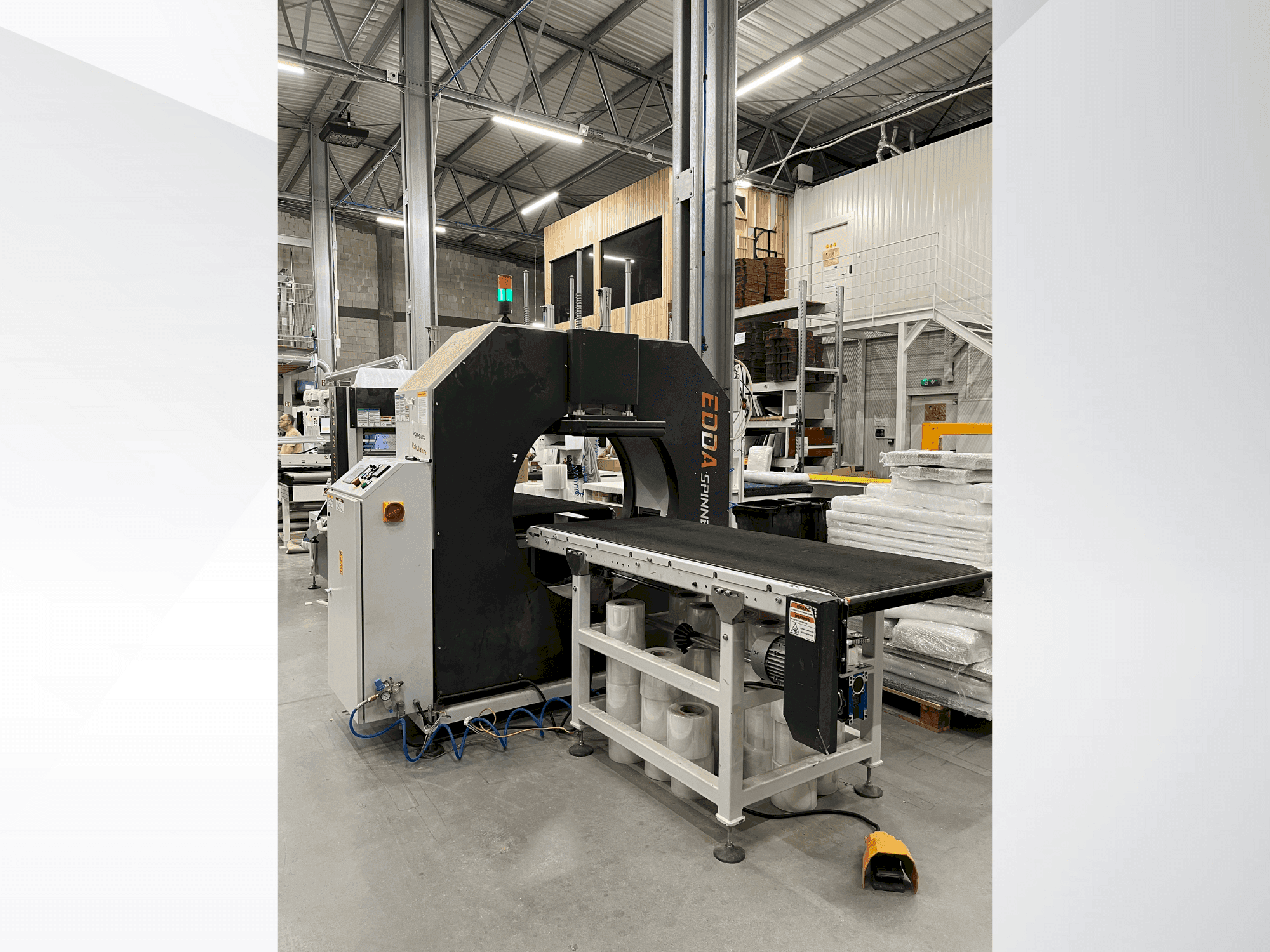 Vista frontal de la máquina Other EDDA SPINNER 1000S BN