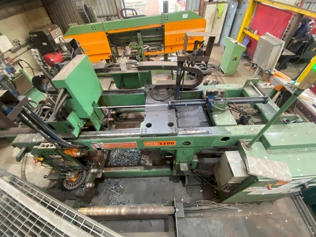 Vista frontal de la máquina Peddinghaus PCD 1100