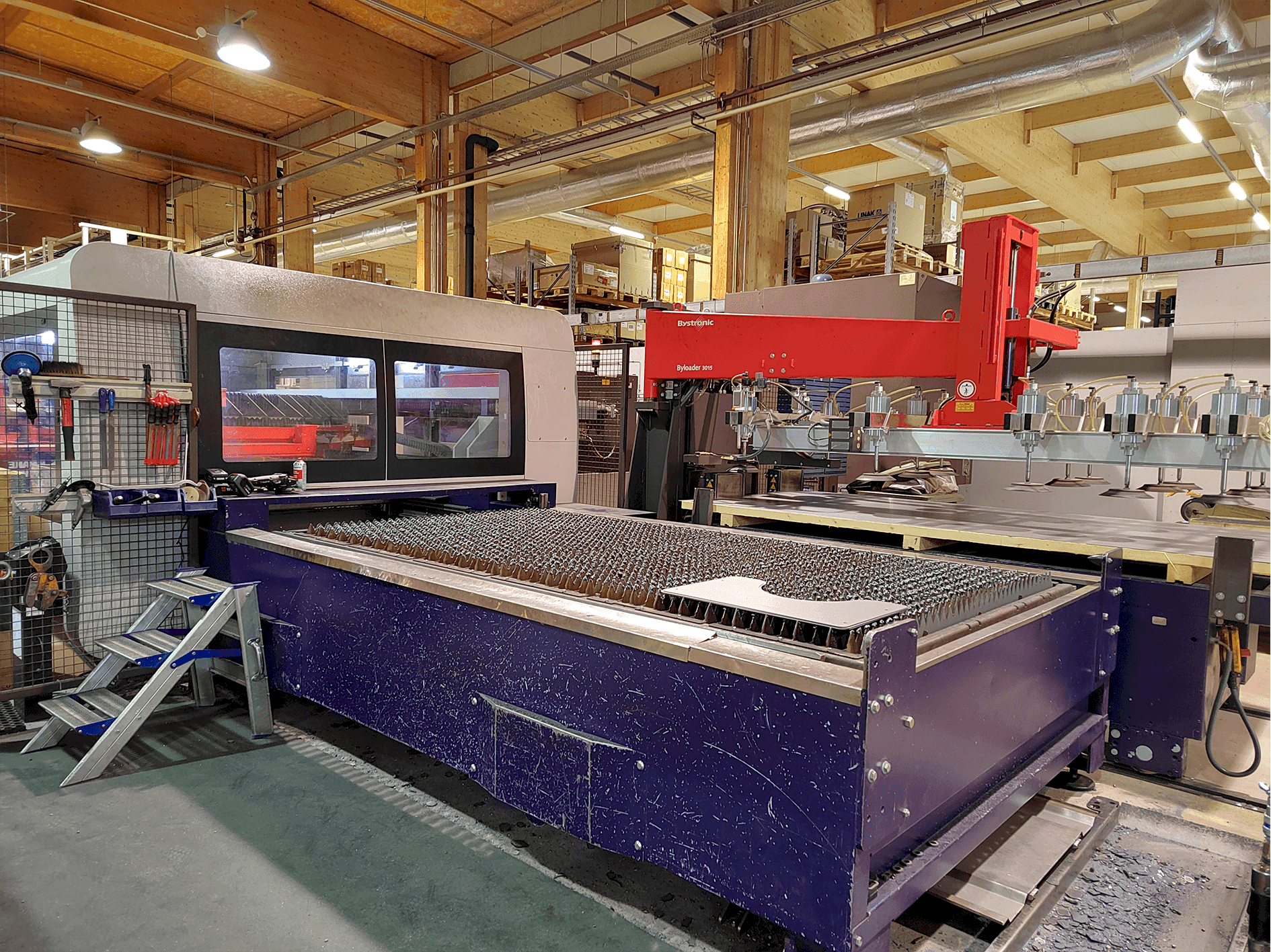 Vista frontal de la máquina Bystronic BySprint Pro 3015