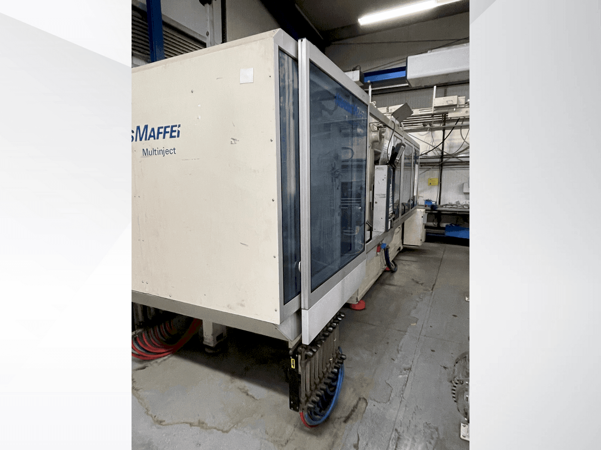 Vista frontal de la máquina Krauss Maffei 300-1400-390-3-CZ