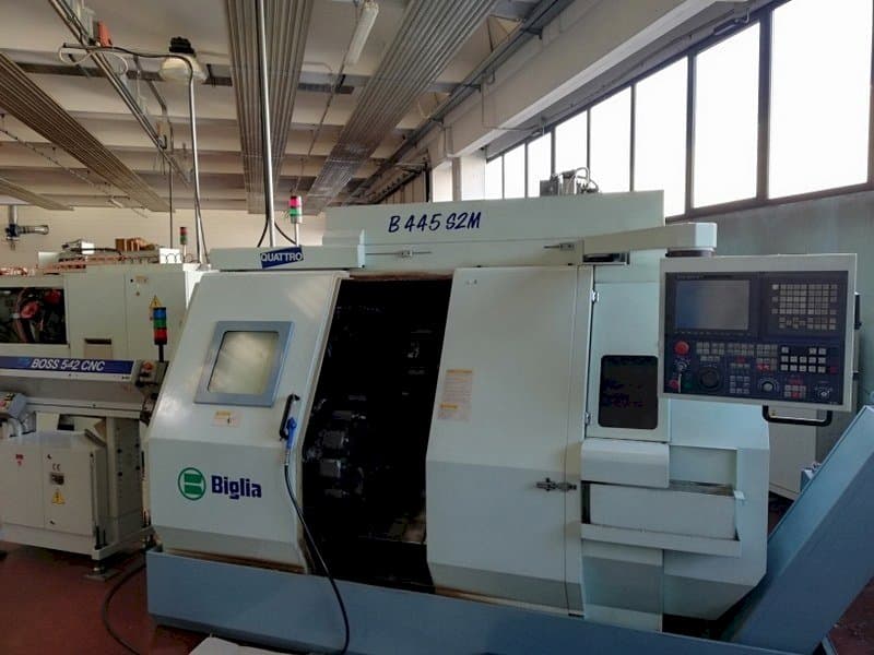 Vista frontal de la máquina Biglia B 445 S2M
