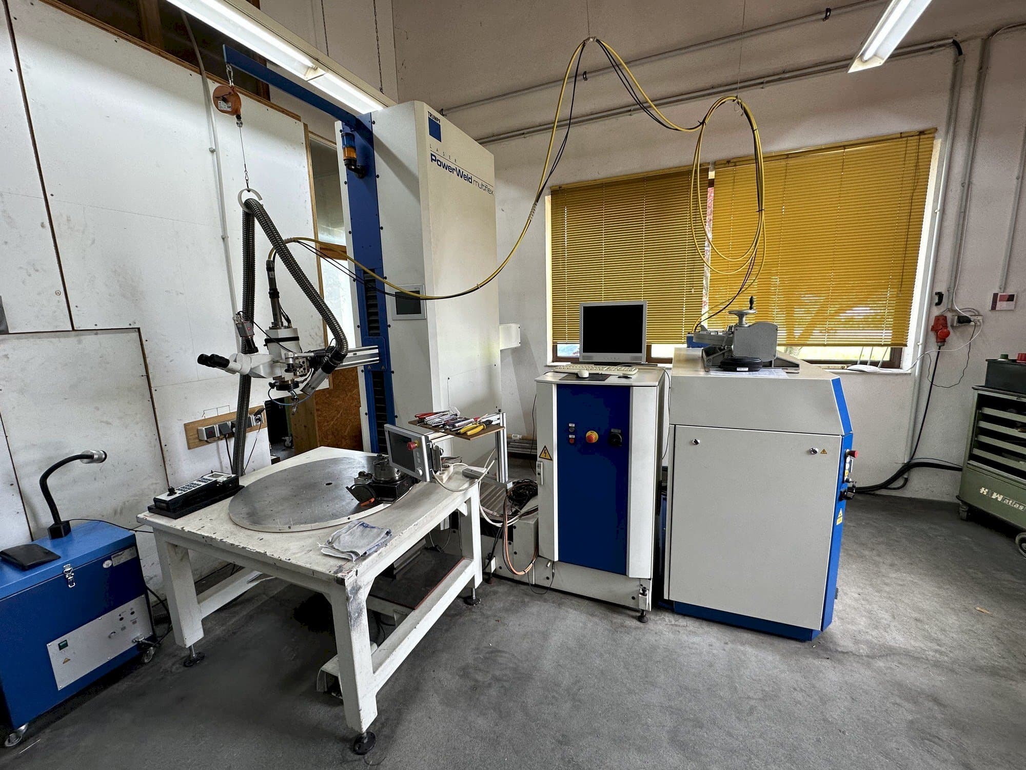 Vista frontal de la máquina Trumpf TruLaser Station 5010