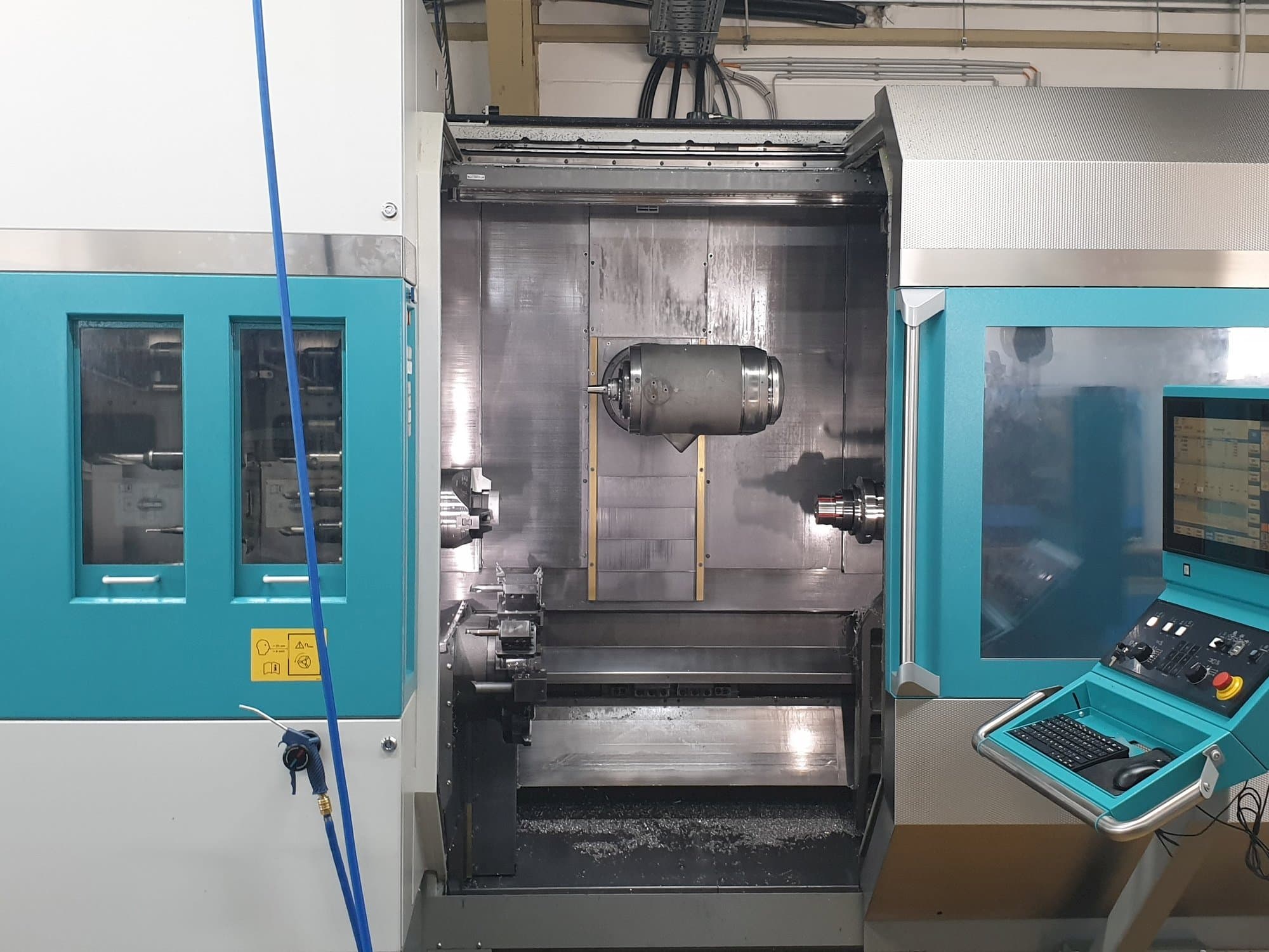 Vista frontal de la máquina Index G220