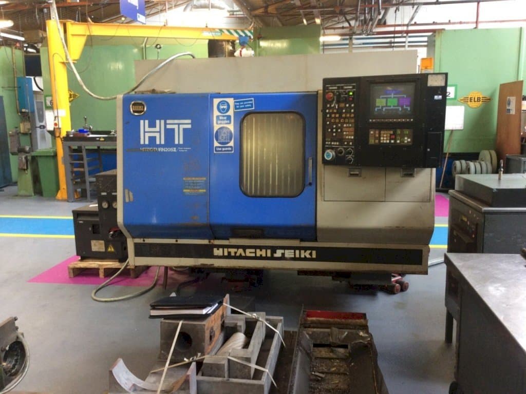 Vista frontal de la máquina HITACHI SEIKI HT20SII