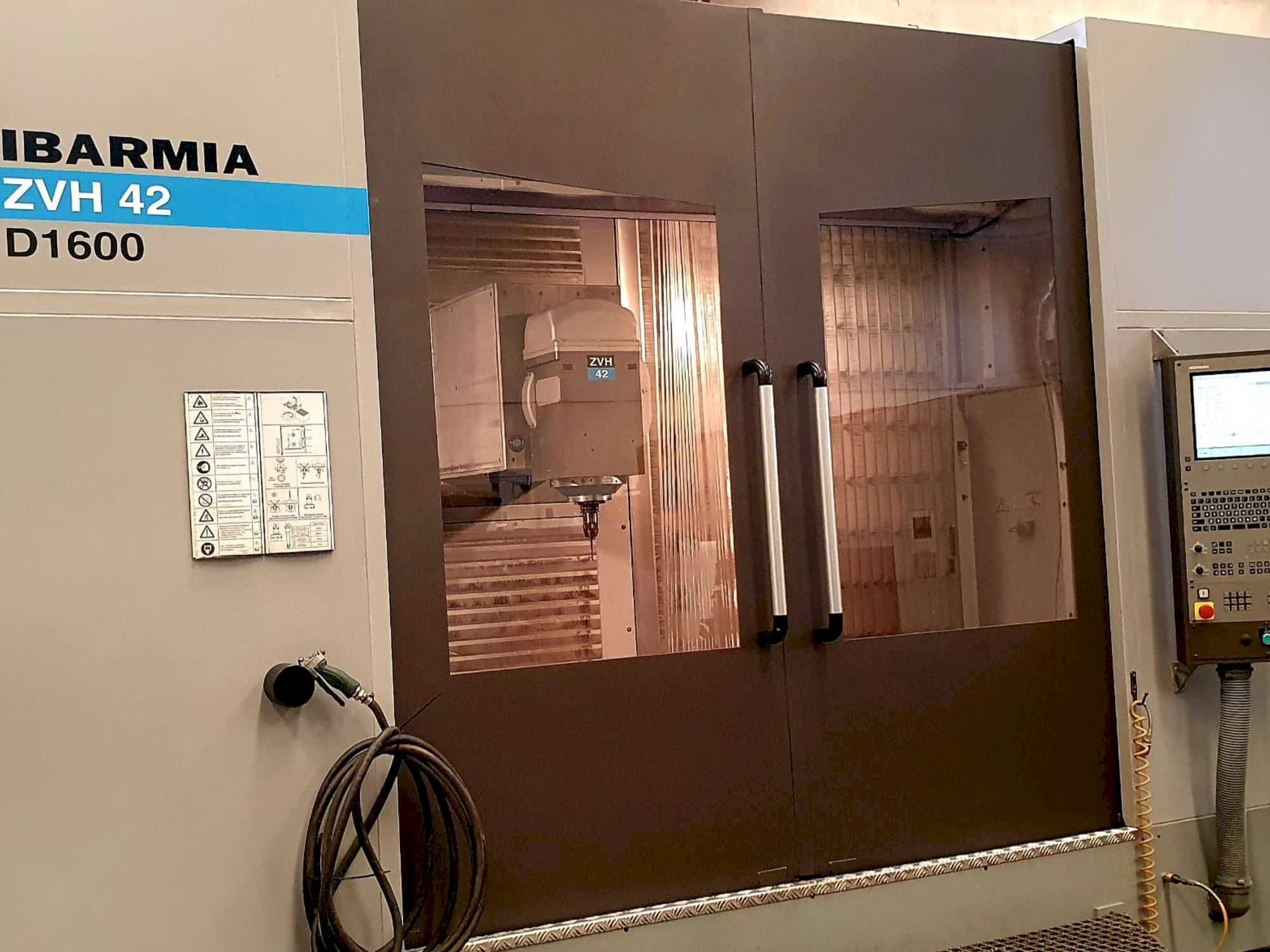 Vista frontal de la máquina IBARMIA ZVH 42 D1600