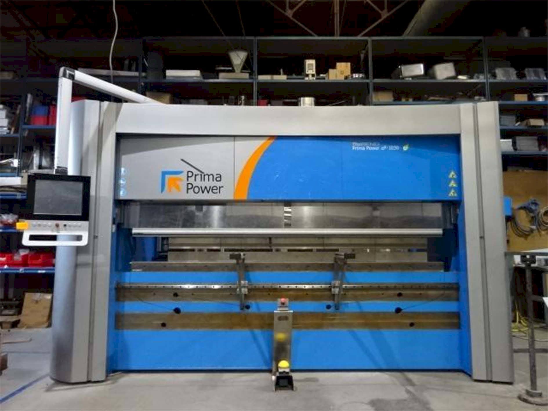 Vista frontal de la máquina Prima Power EP-Brake EP1030