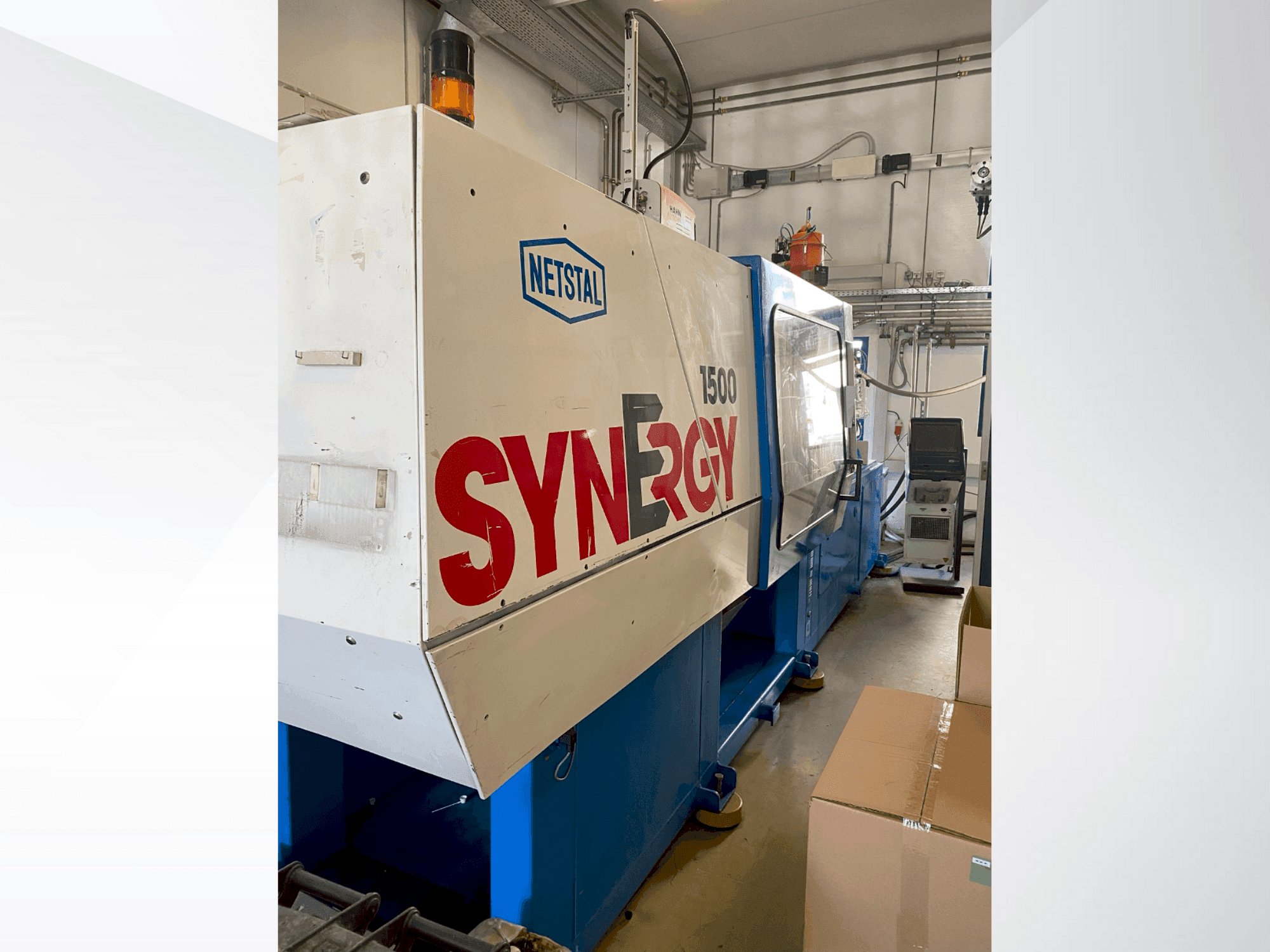 Vista frontal de la máquina Netstal S-1500-900