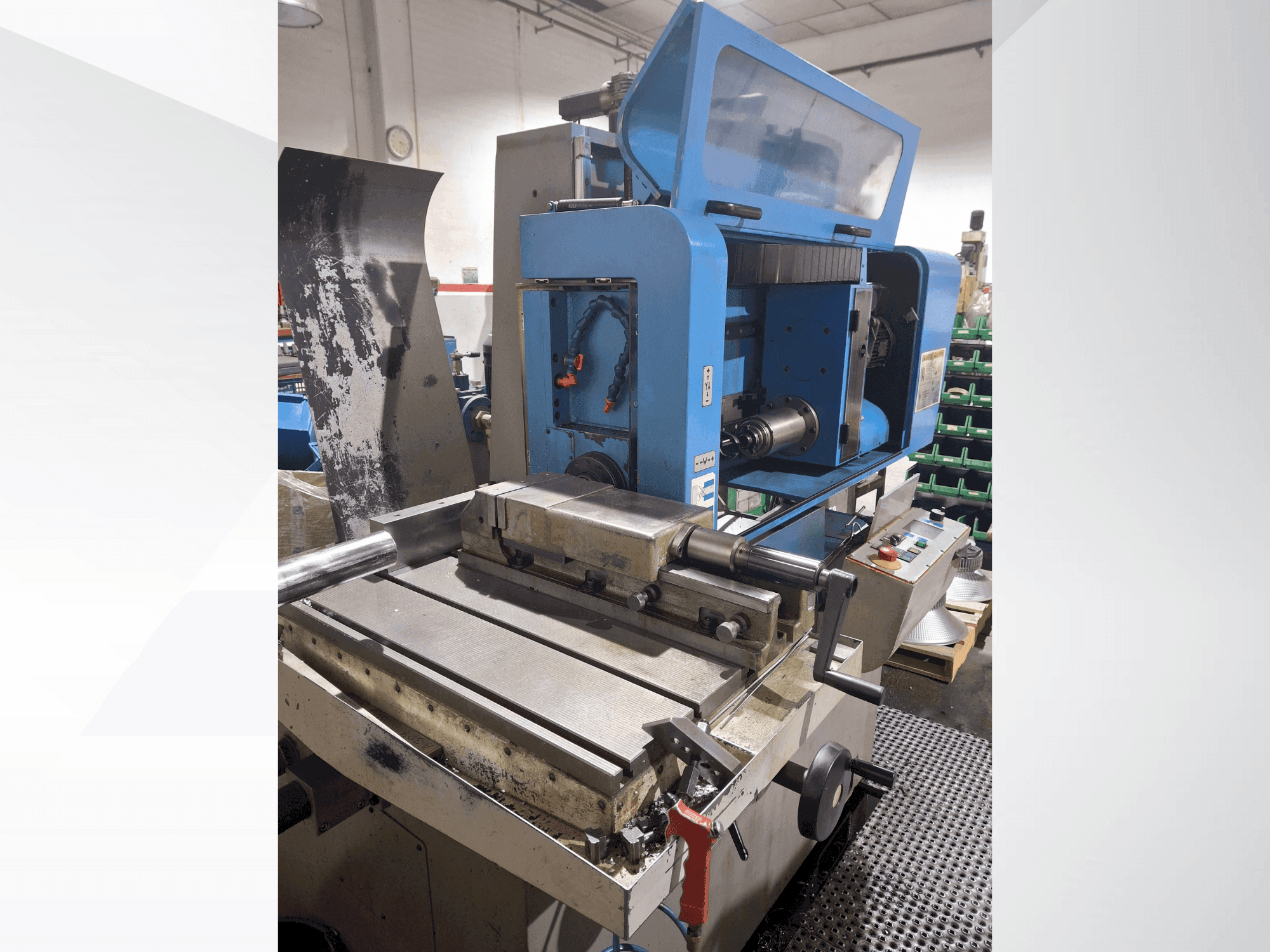 Vista frontal de la máquina IXION TL 1.1