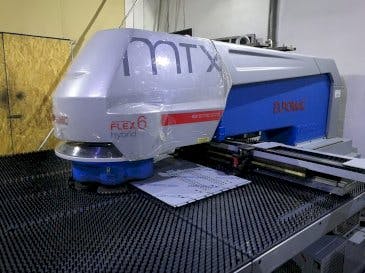 Vista frontal de la máquina Euromac MTX Flex 6