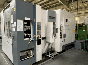 Vista frontal de la máquina Okuma MB 5000H