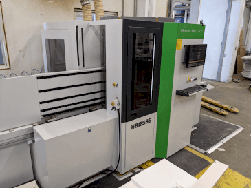 Vista frontal de la máquina BIESSE BREMA EKO 2.1