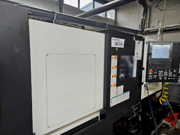 Vista frontal de la máquina Hyundai HD2200SY