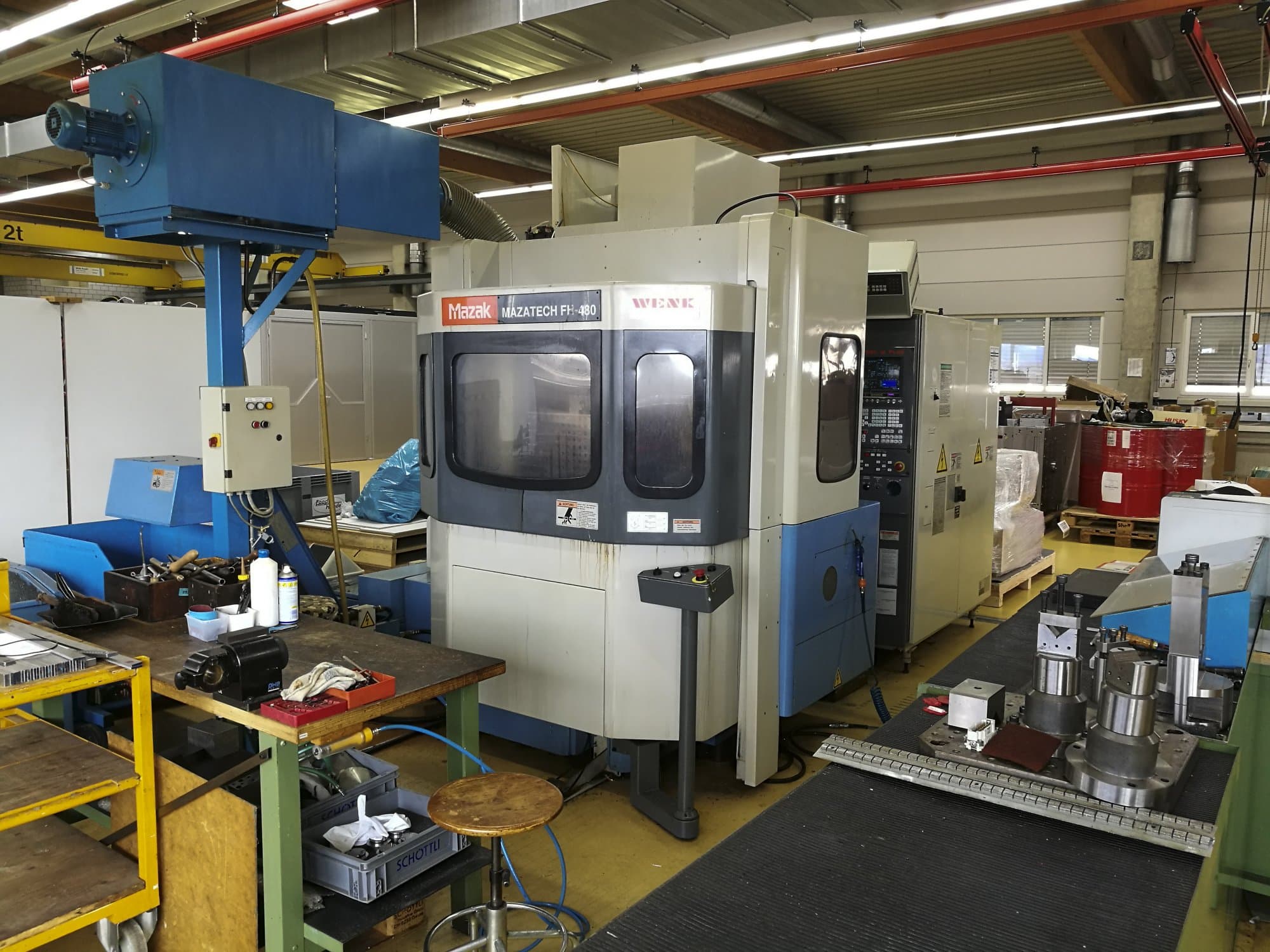 Vista derecha de la máquina Mazak FH-480