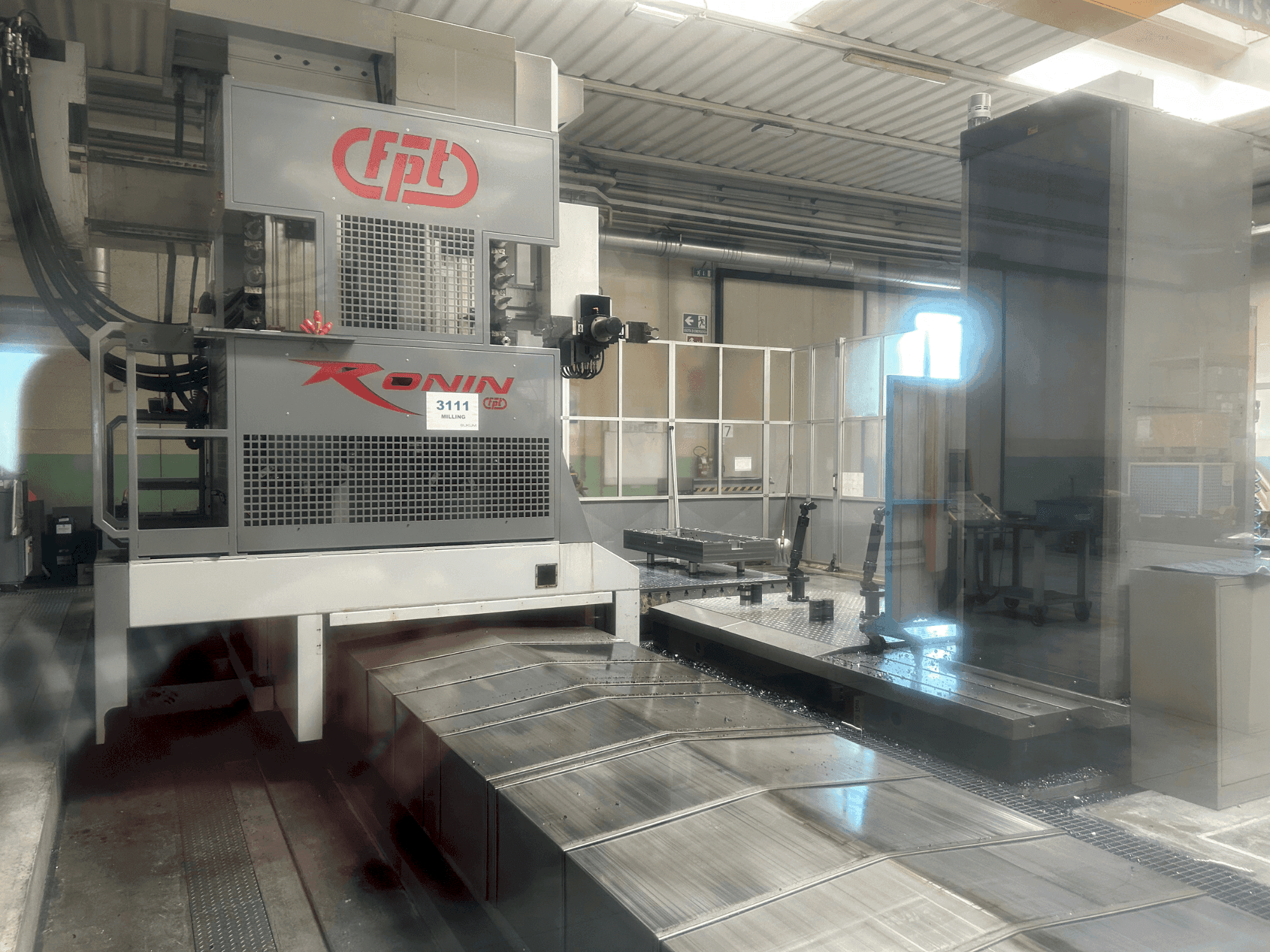 Vista frontal de la máquina FPT Ronin