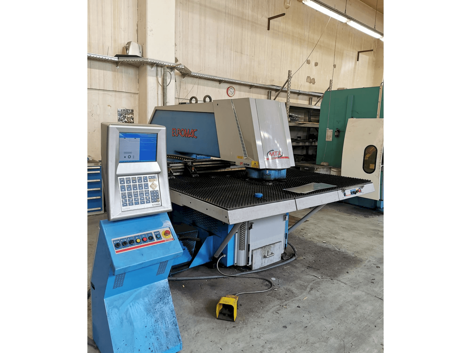 Vista lateral izquierda de la máquina Euromac MTX INDEX