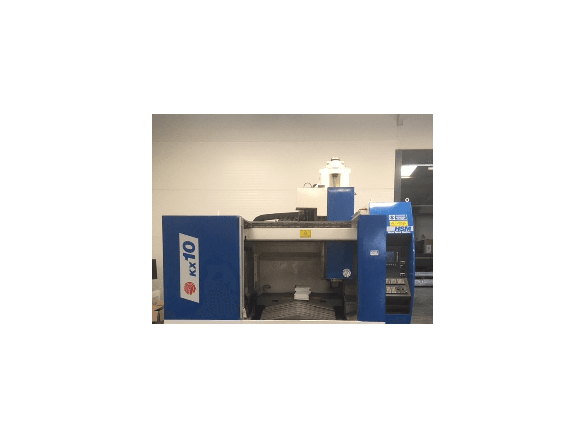 Vista frontal de la máquina Huron KX 10