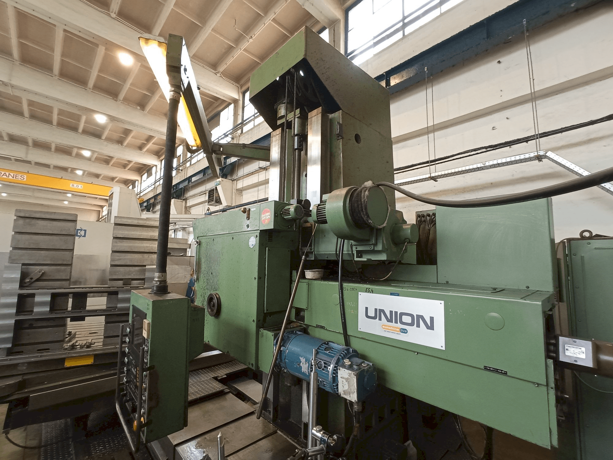 Vista frontal de la máquina Union BFT 110