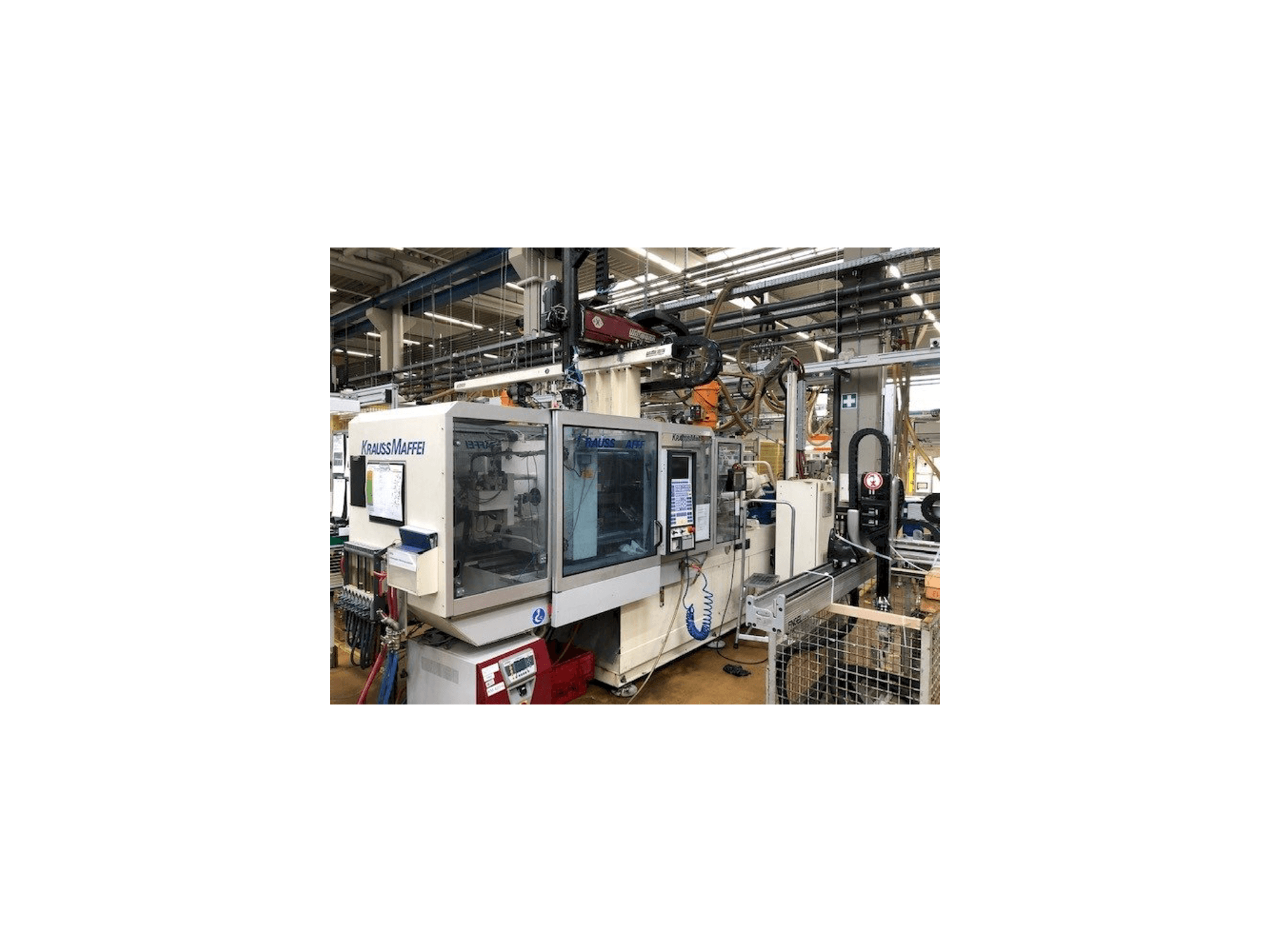 Vista frontal de la máquina Krauss Maffei 150-700 C2