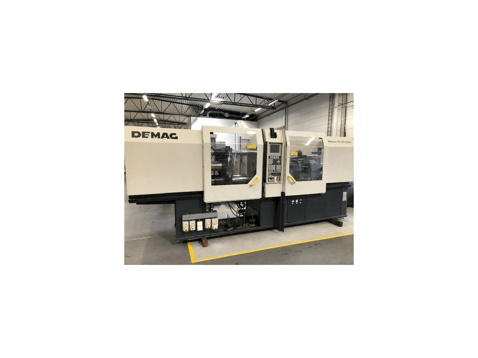 Vista frontal de la máquina DEMAG Ergotech 110-200 System