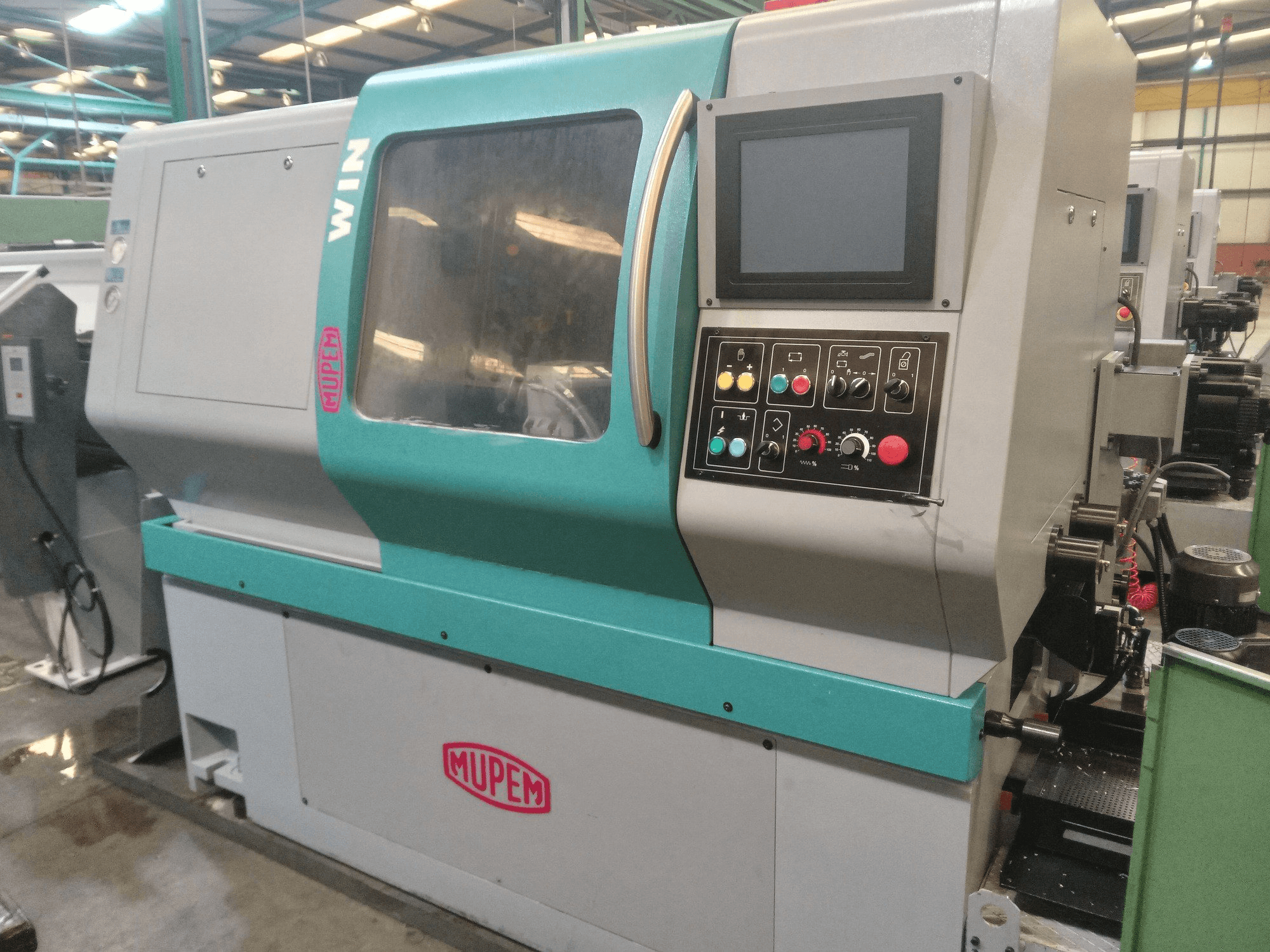 Vista frontal de la máquina MUPEM TWIN 6500