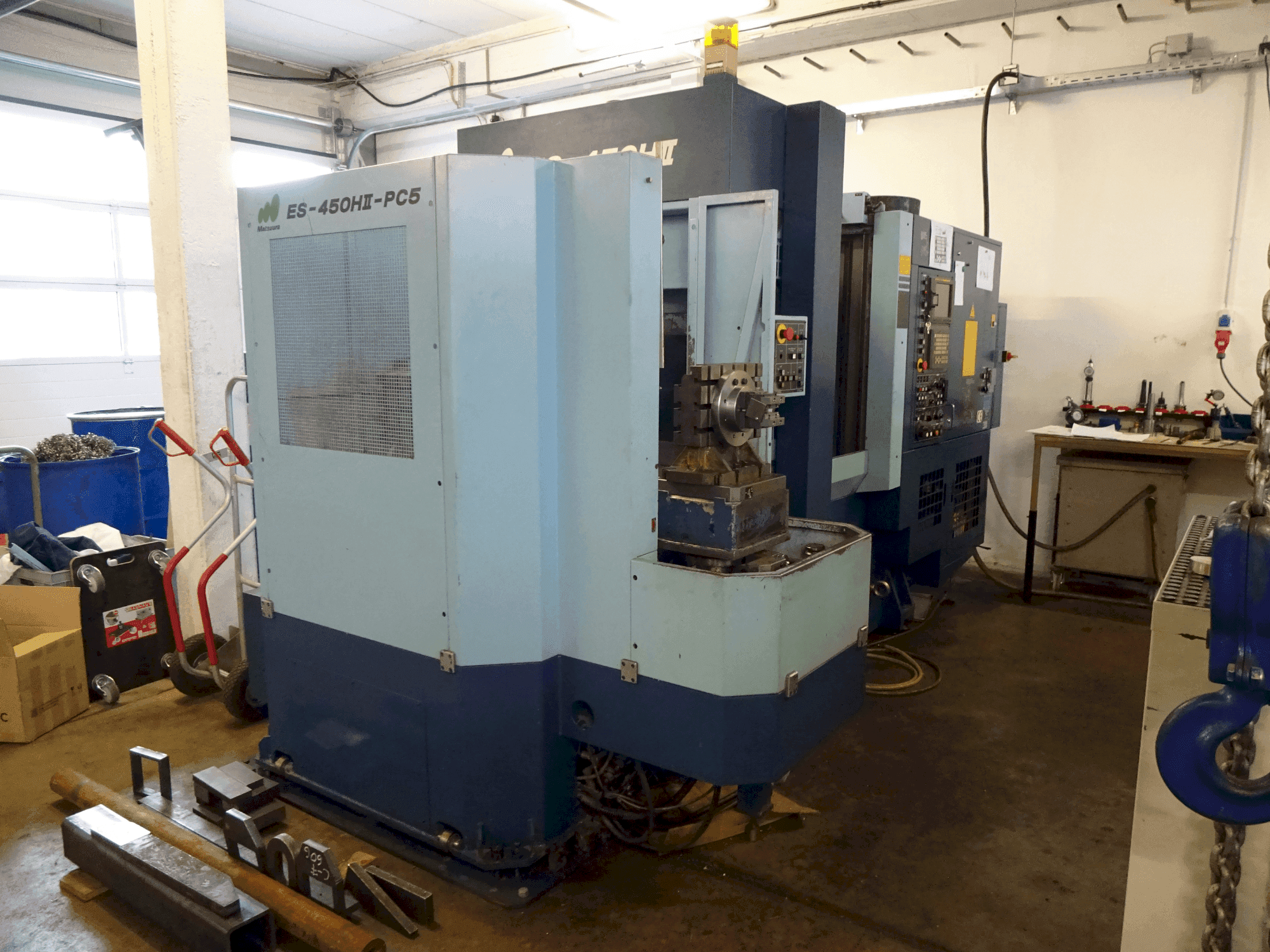 Vista frontal de la máquina Matsuura ES-450HII PC5