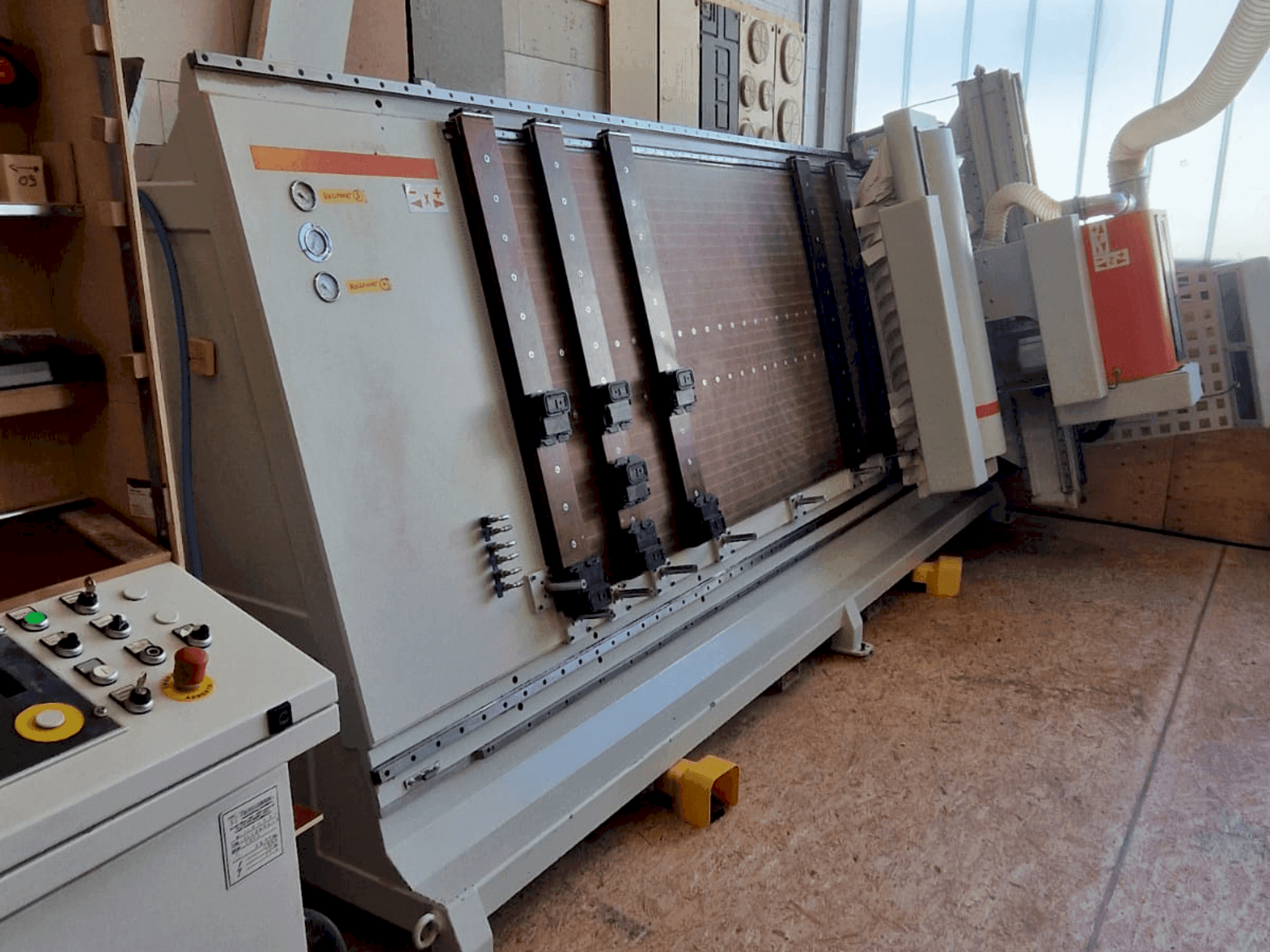 Vista frontal de la máquina TECNOTEAM TECNOFLEX