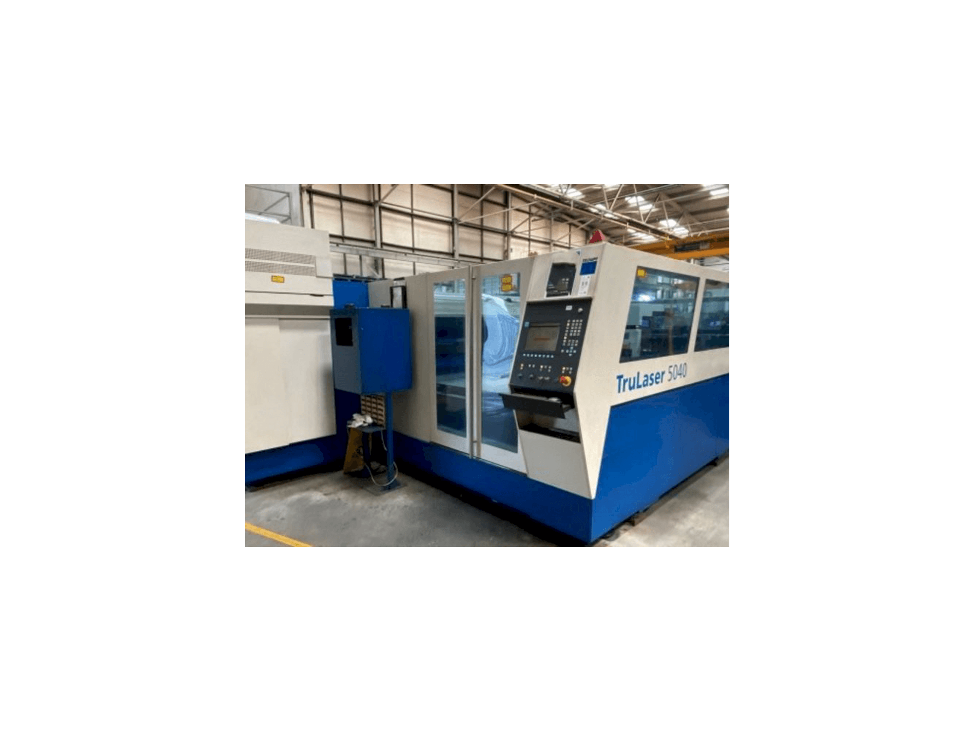 Vista frontal de la máquina Trumpf TruLaser 5040