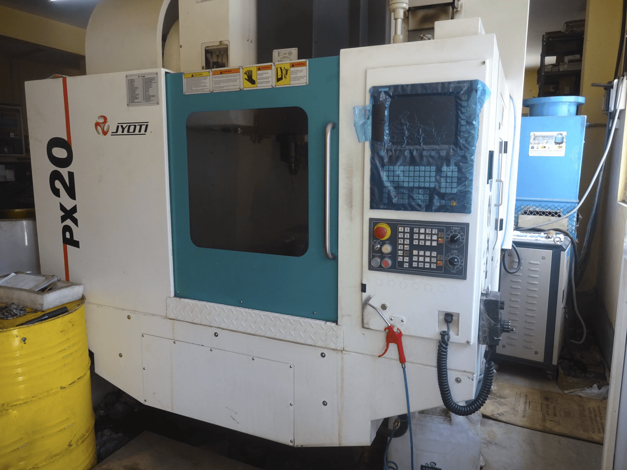 Vista frontal 1 de la máquina JYOTI PX-20
