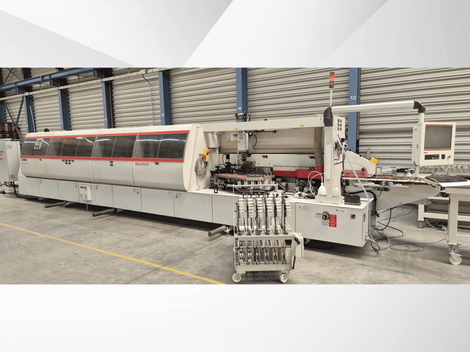 Vista frontal de la máquina IMA Novimat Concept / I / G80 / 440 / R3